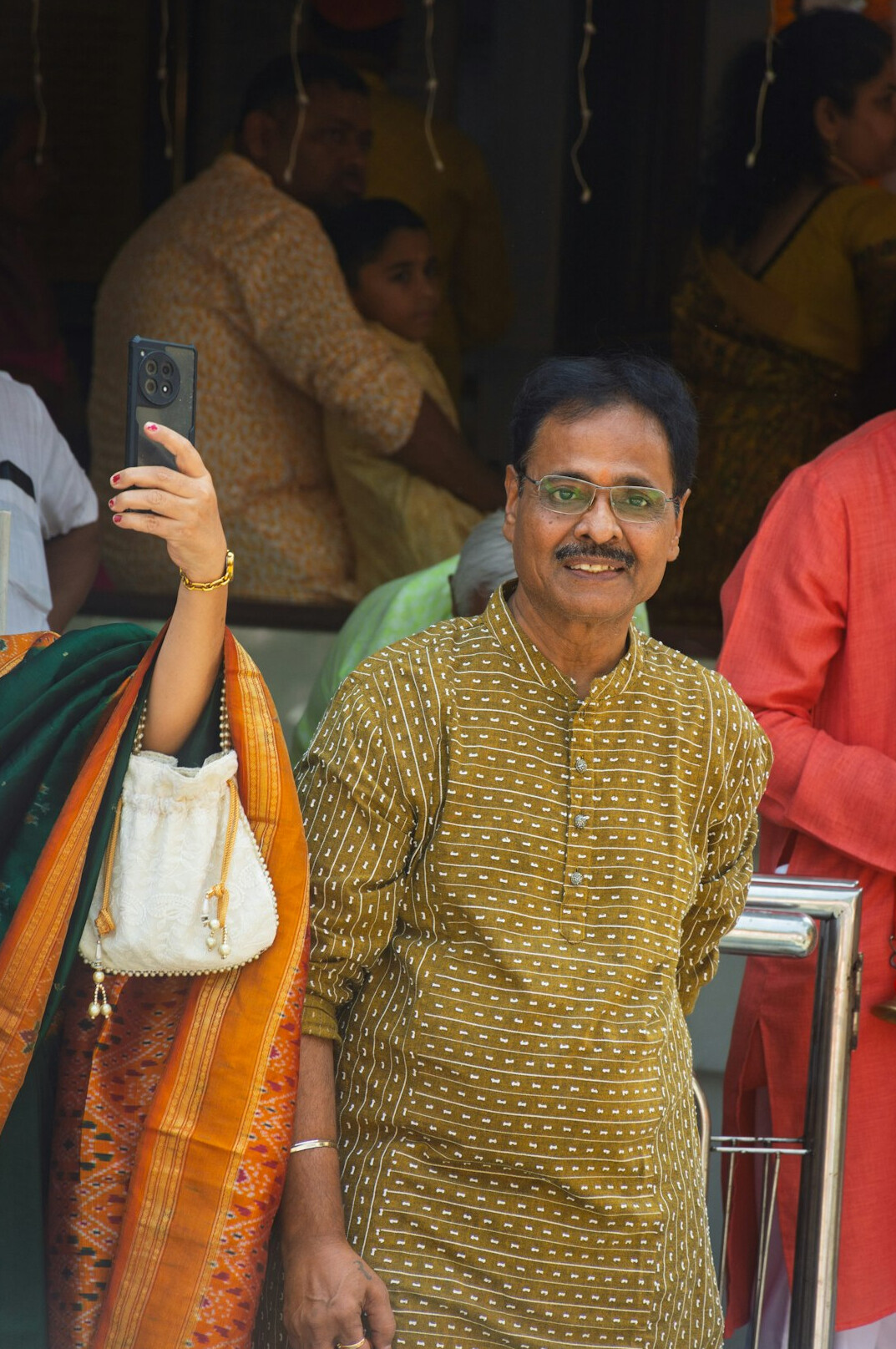 local celebrities attending